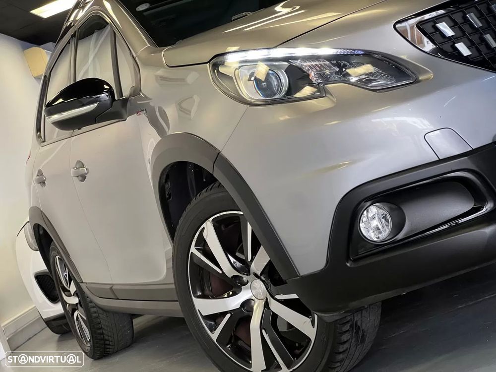 Peugeot 2008 1.2 PureTech GT Line - 32