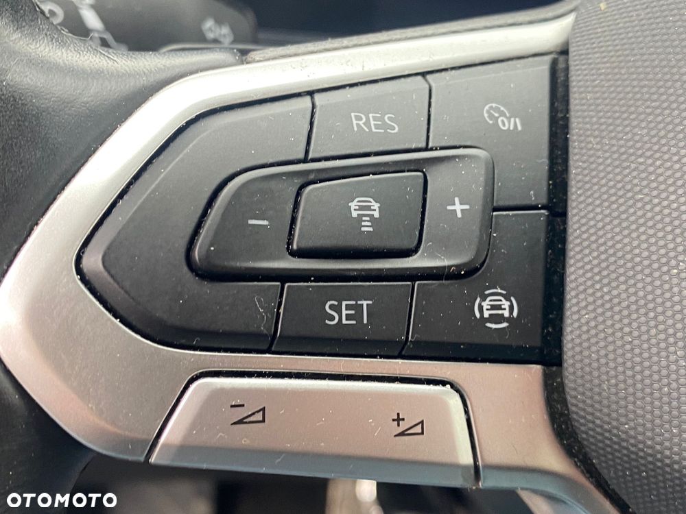 Volkswagen T-Roc 1.5 TSI Life DSG - 30