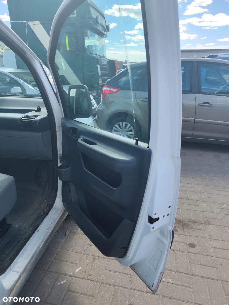 Citroen Jumpy 2005 2,0 d na części drzwi szyba maska paka lampa itp - 21