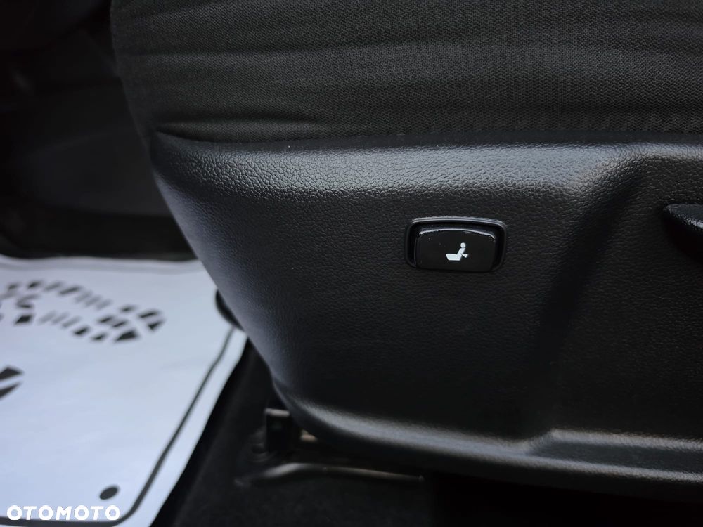 Kia Ceed 1.6 GDI DCT Platinum Edition - 26