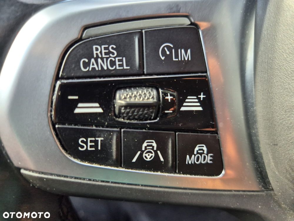 BMW Seria 5 - 21