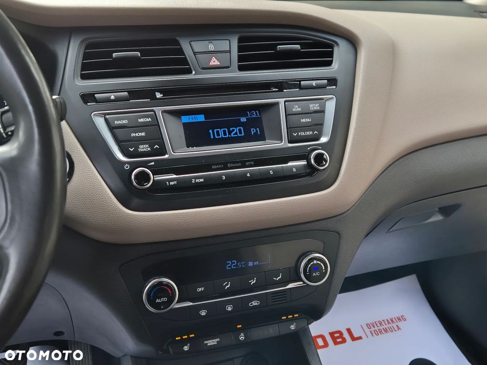 Hyundai i20 blue 1.2 Advantage+ - 30