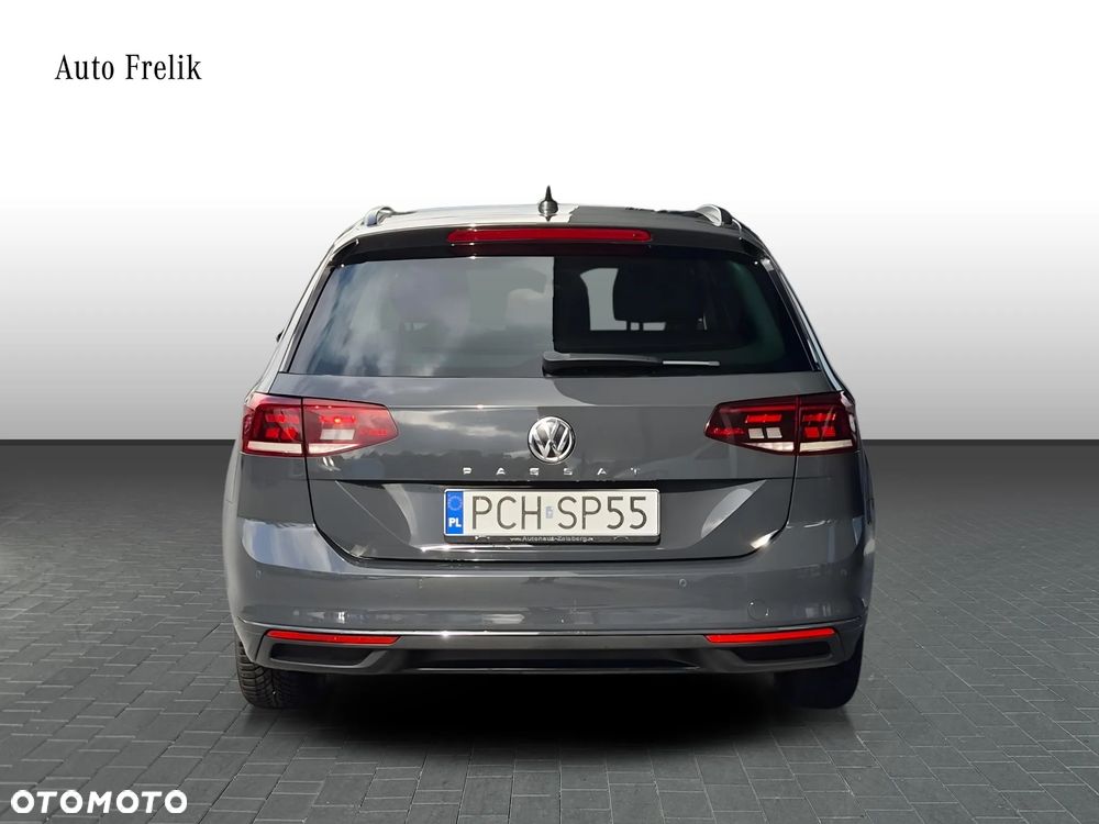 Volkswagen Passat 2.0 TDI SCR DSG Business - 4