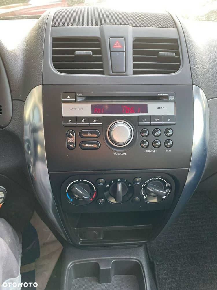 Fiat Sedici - 12