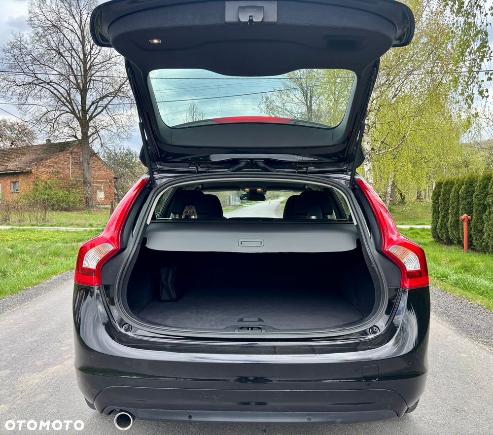 Volvo V60 D2 Drive-E Momentum - 39