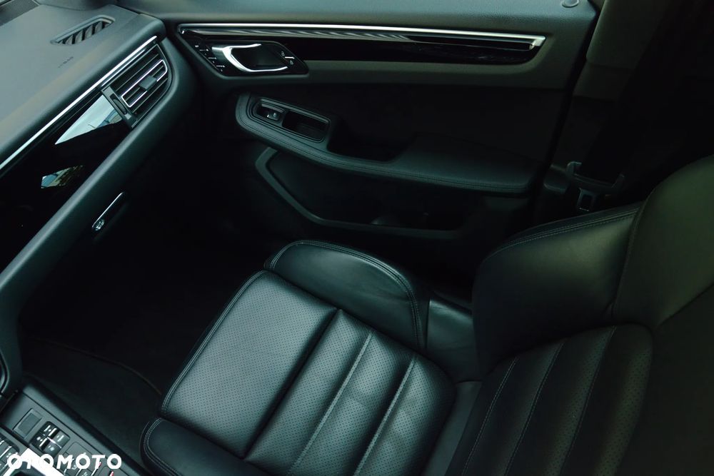 Porsche Macan PDK - 24