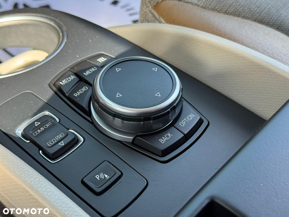 BMW i3 (60 Ah) - 25