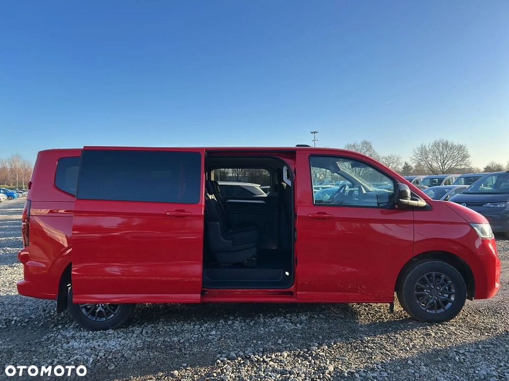 Volkswagen Caravelle - 9