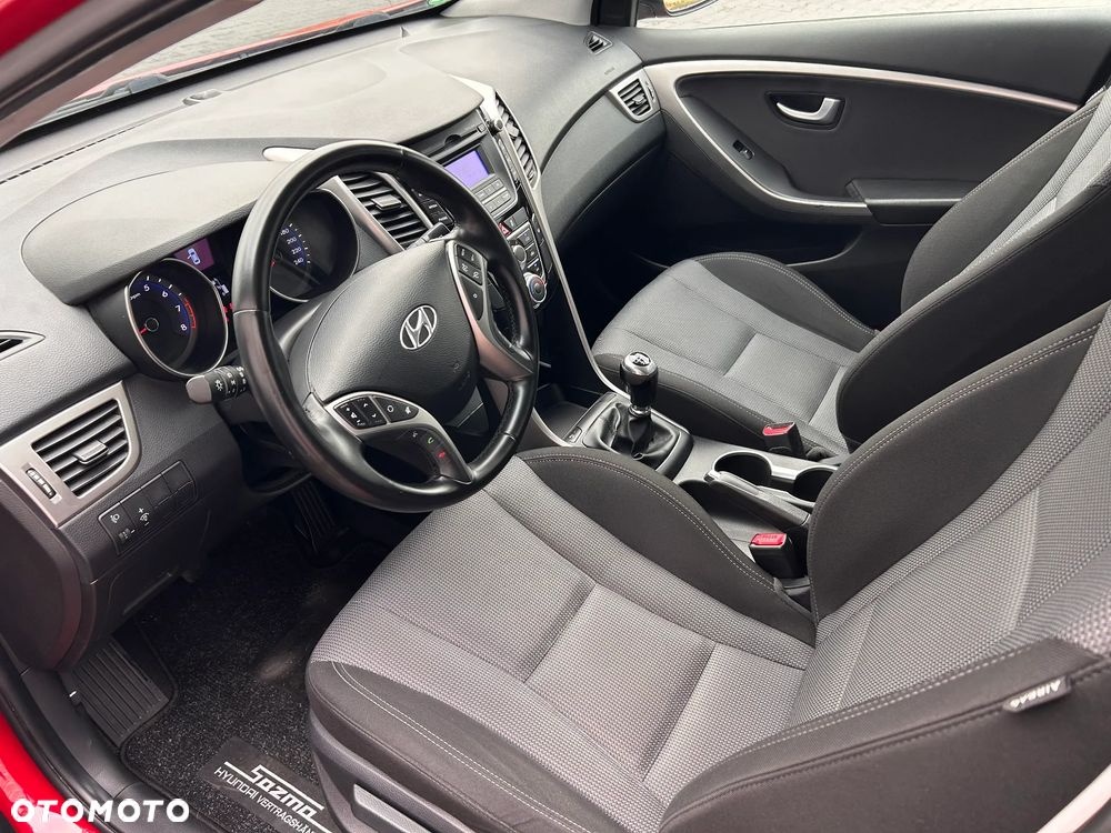 Hyundai i30 1.6 GDI Classic - 11