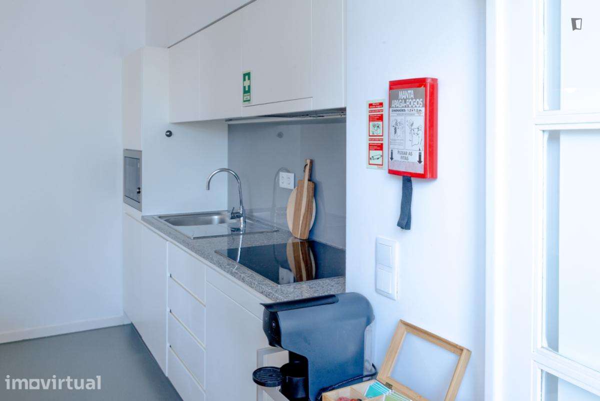 Apartamento com 2 quartos - localizado em Cedofeita Porto - Grande imagem: 3/32