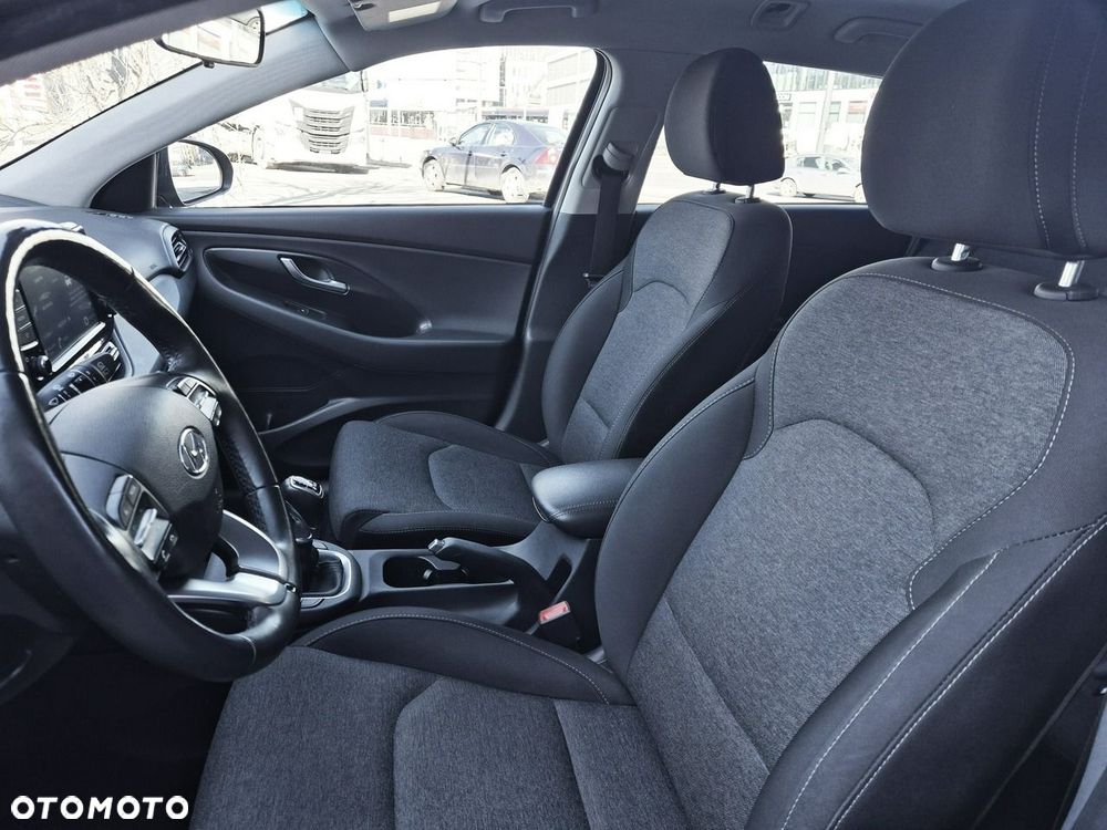 Hyundai i30 1.5 T-GDI 48V Smart DCT - 12