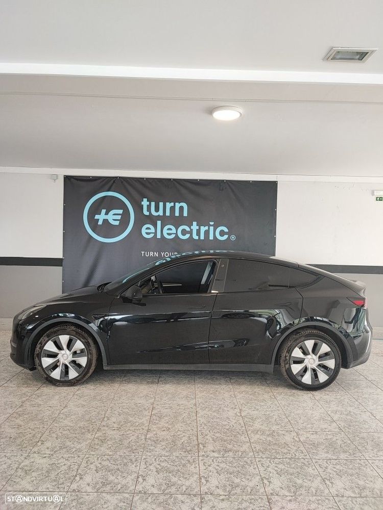 Tesla Model Y Long Range Dual Motor AWD - 1