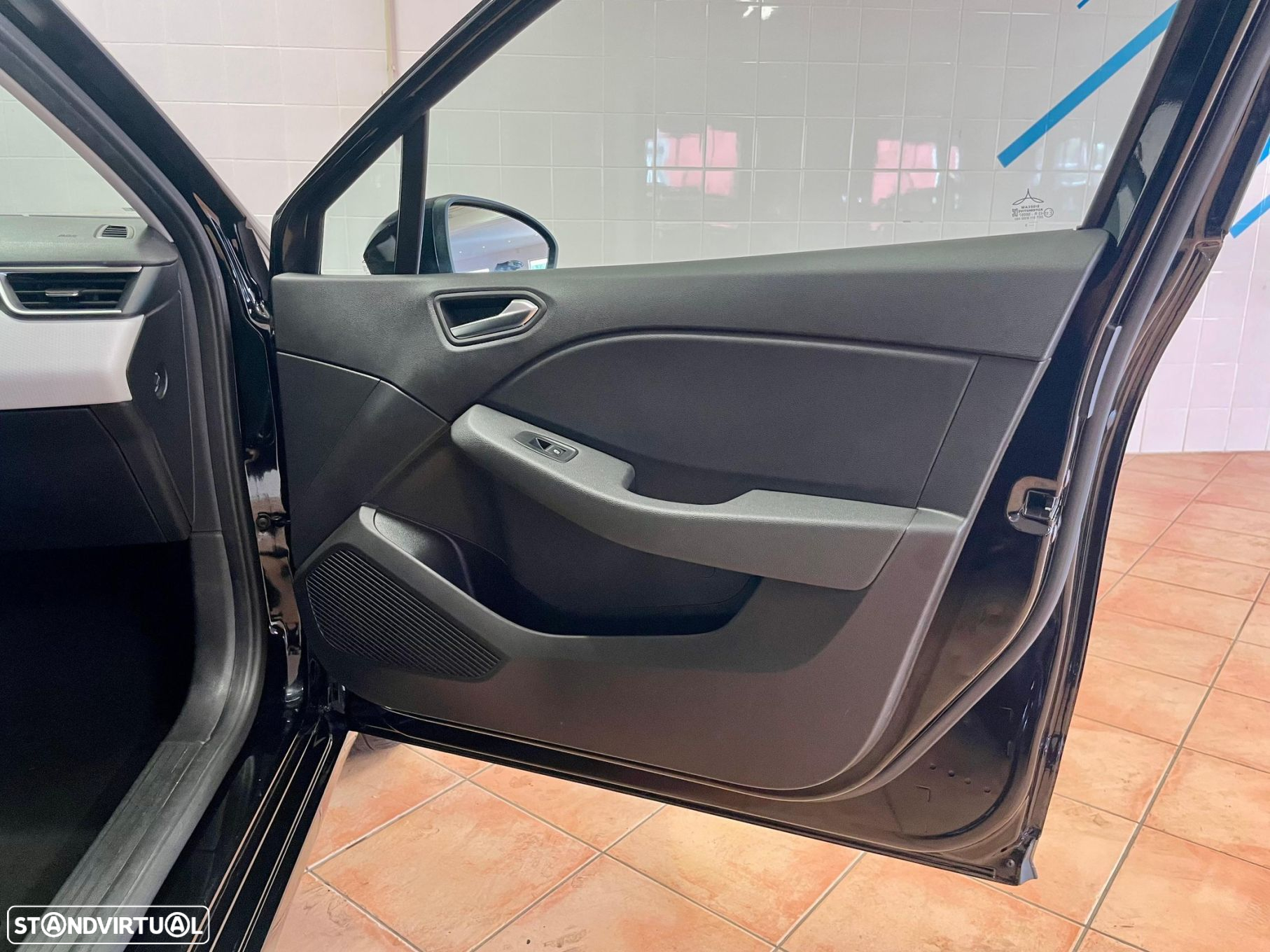 Renault Clio 1.5 Blue dCi Evolution - 40