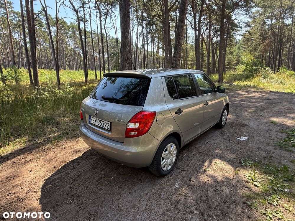 Skoda Fabia 1.4 16V Ambition - 5