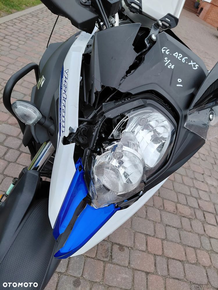 Suzuki V-STROM - 10
