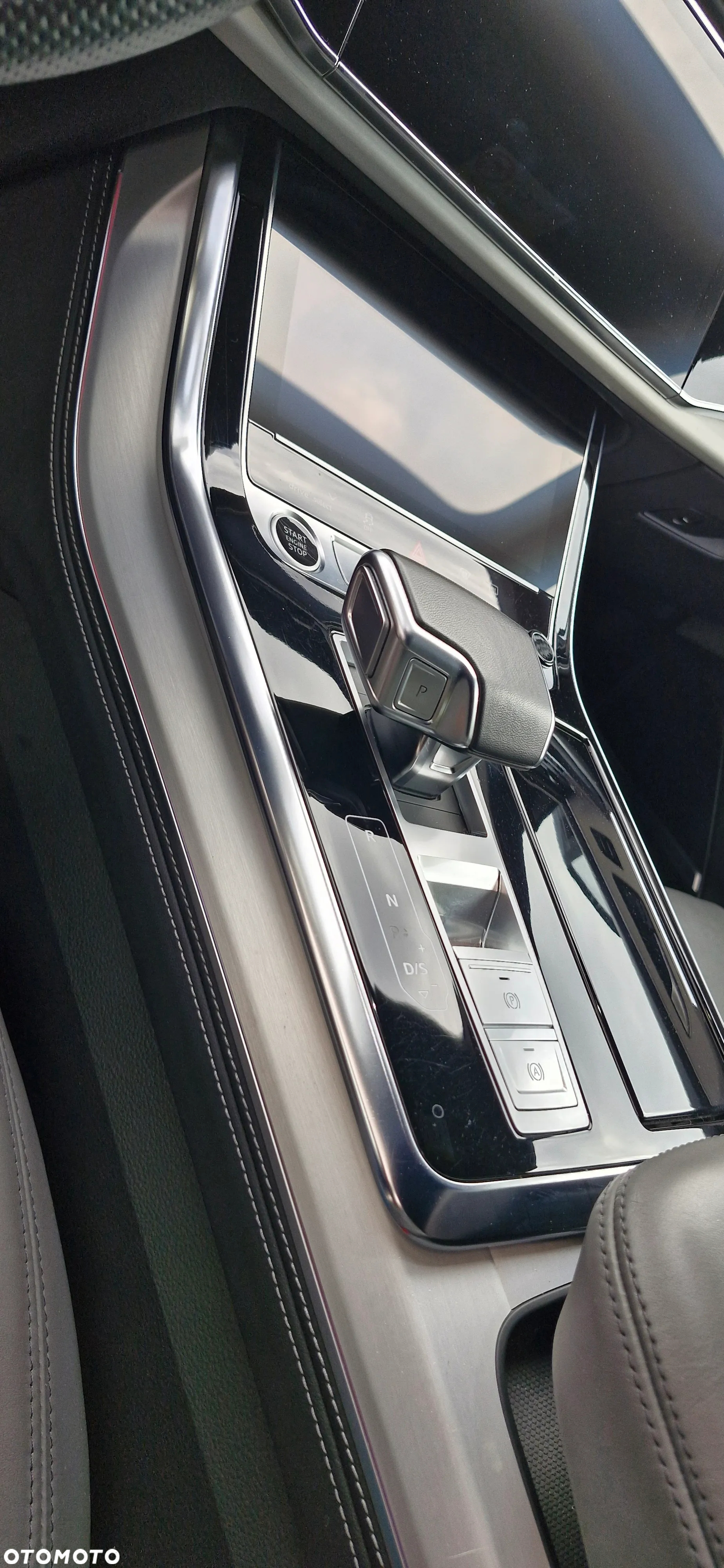 Audi Q8 - 10