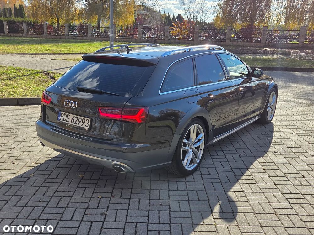 Audi A6 Allroad - 11