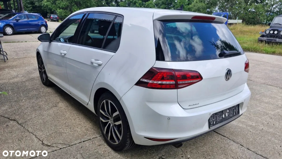 Volkswagen Golf 1.6 BlueTDI Trendline - 4