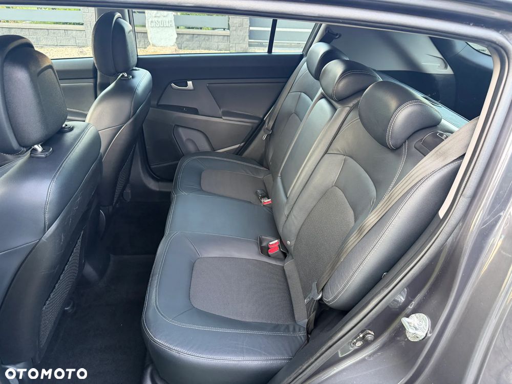 Kia Sportage 1.6 GDI 2WD Attract - 24