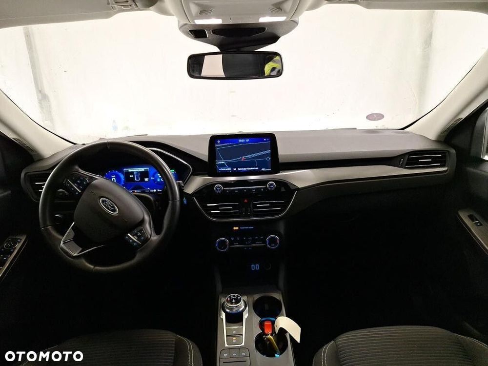 Ford Kuga - 5