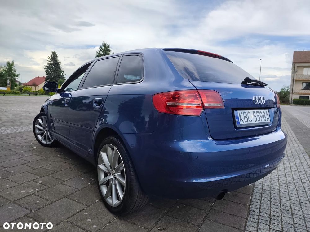 Audi A3 Sportback - 3