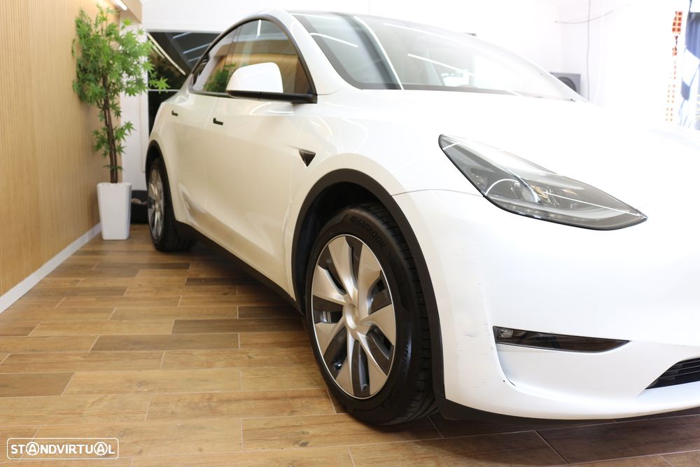 Tesla Model Y Long Range Tração Integral - 14