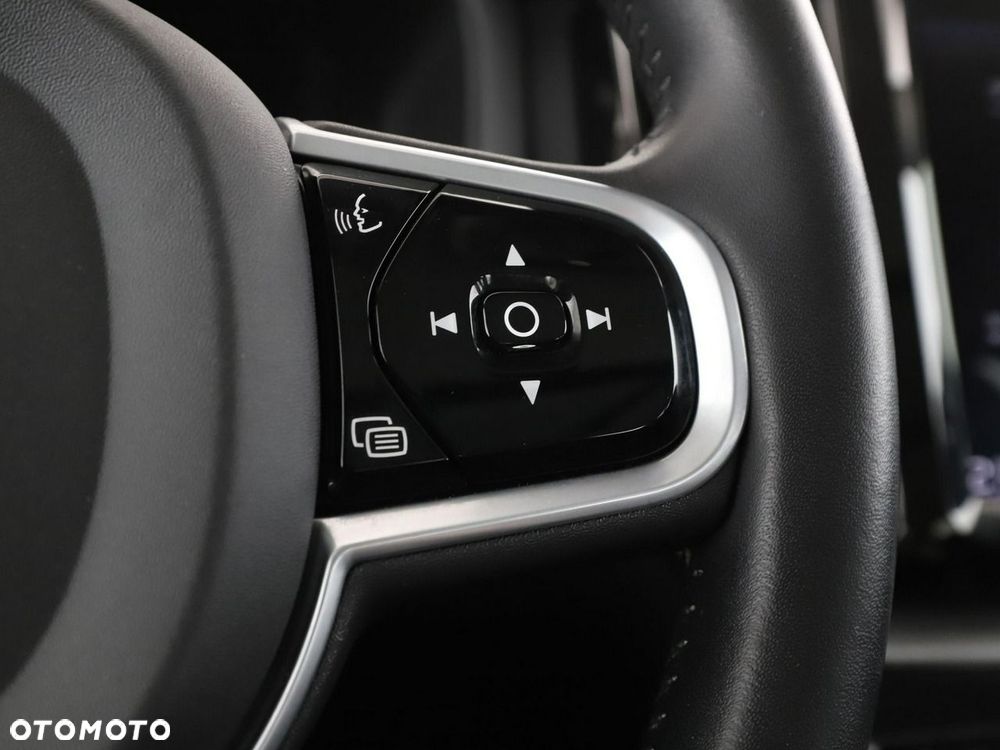 Volvo XC 60 T8 Twin Engine AWD Geartronic Inscription - 36