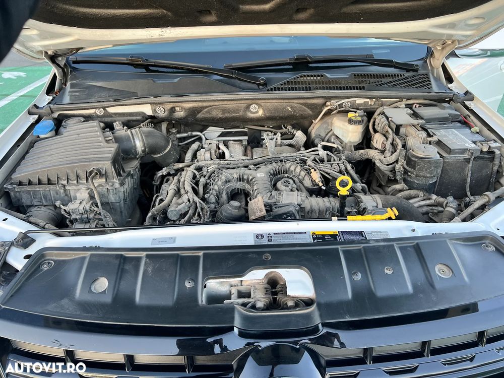Volkswagen Amarok - 38