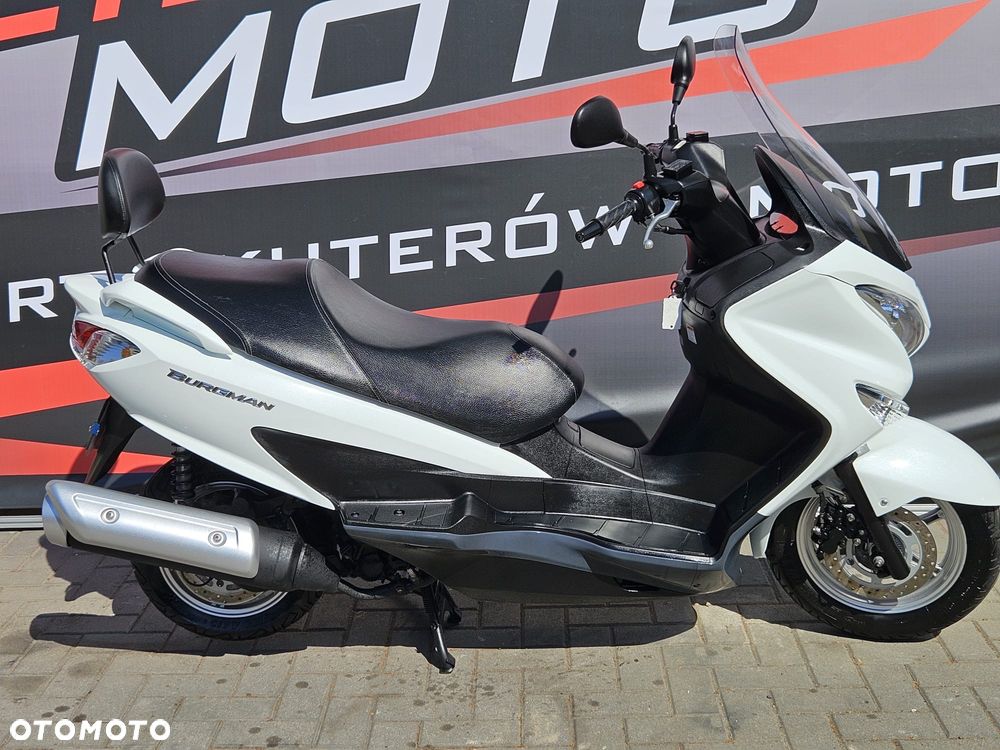 Suzuki Burgman - 12