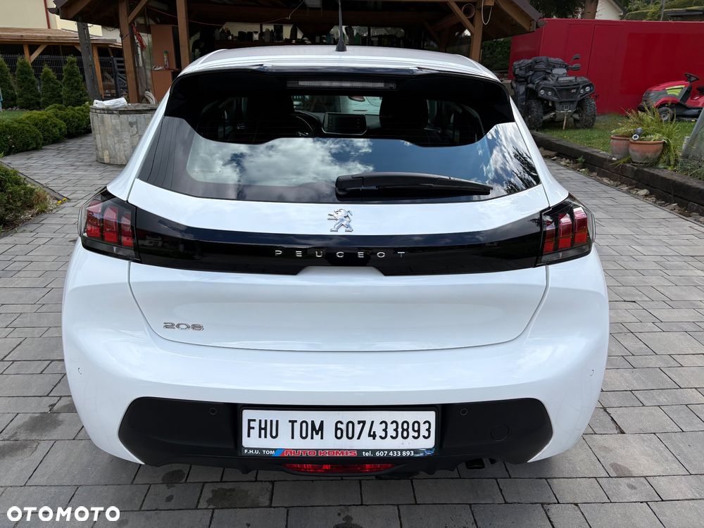 Peugeot 208 - 15