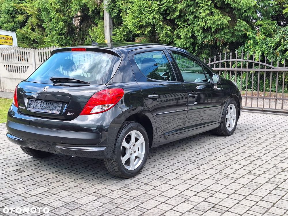 Peugeot 207 75 Millesim 200 - 4