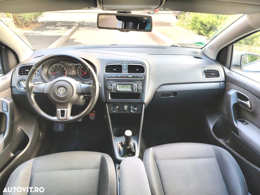 Volkswagen Polo - 8