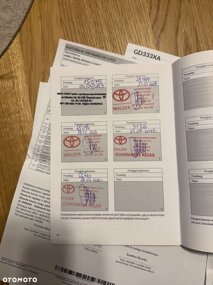 Toyota Corolla 1.8 Hybrid Trek - 32