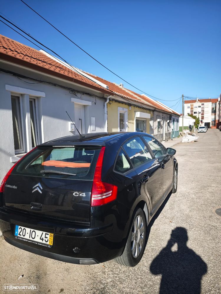 Citroen C4 2009 photo 4