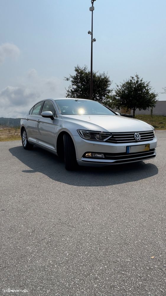 VW Passat 2.0 TDI Confortline - 2