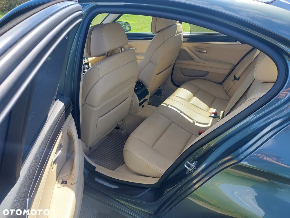 BMW Seria 5 520d - 11