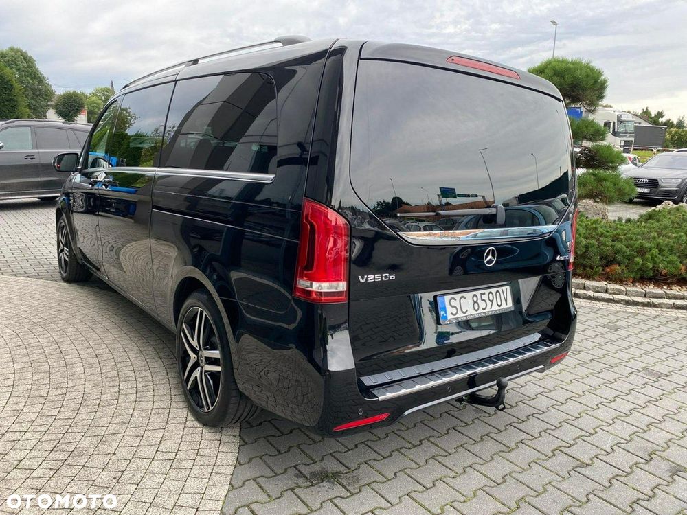 Mercedes-Benz Klasa V - 5