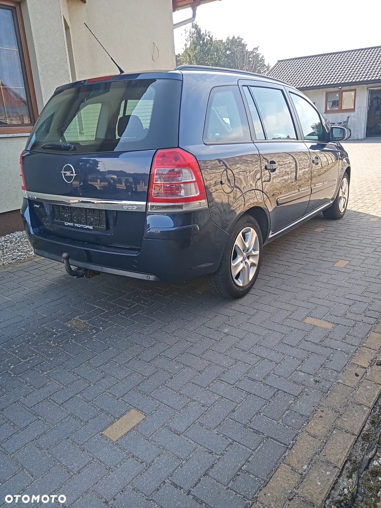Opel Zafira 1.7 CDTI ecoFLEX Family - 1