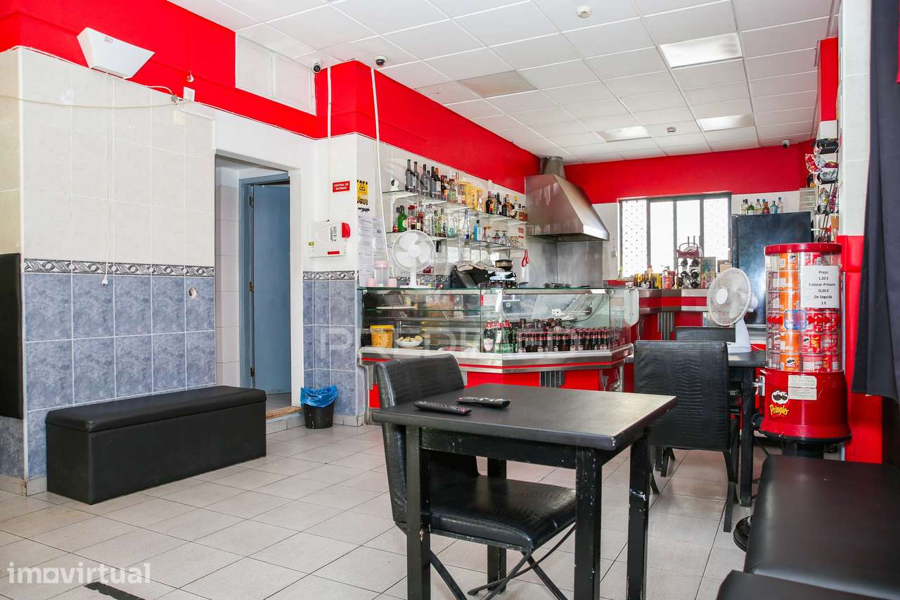 Cafe Venda de ESPAÇO E NEGOCIO na Póvoa de Santa Iria - Grande imagem: 4/13