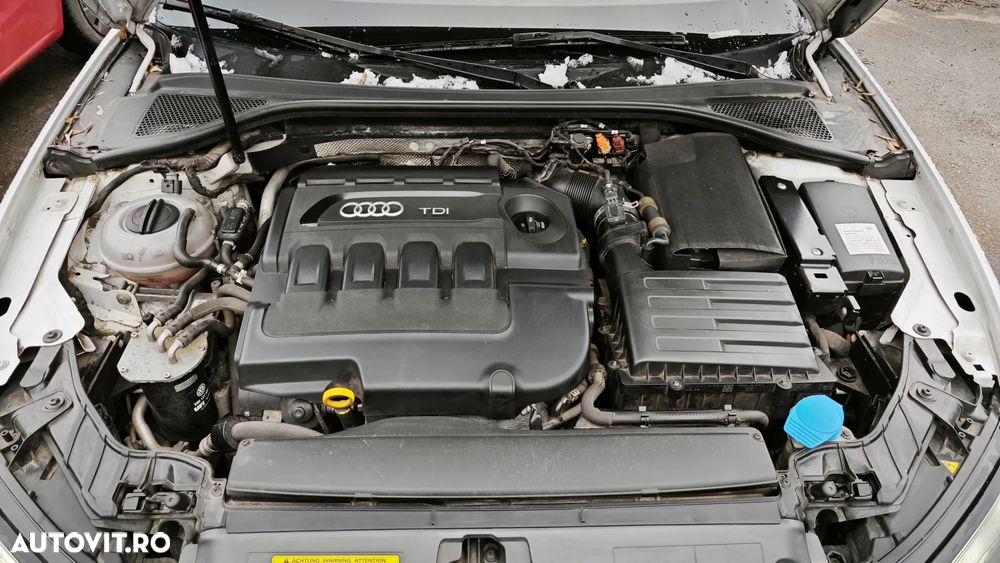 Audi A3 1.6 TDI ack (clean diesel) S line Sportpaket - 27