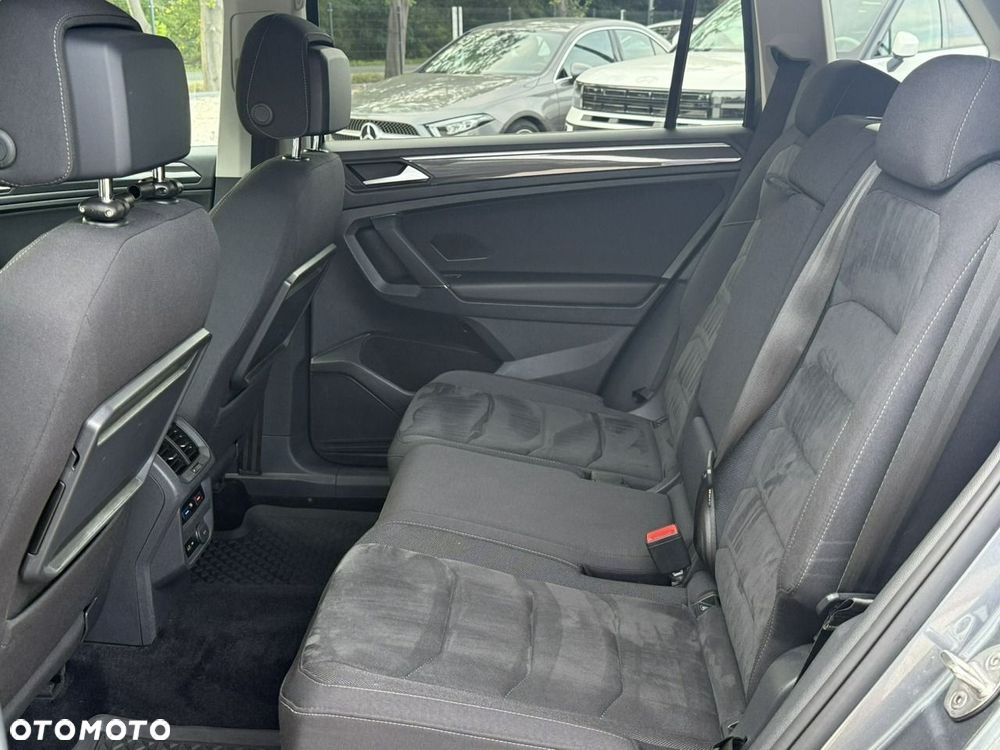 Volkswagen Tiguan Allspace - 17
