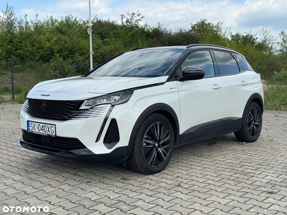 Peugeot 3008 1.6 PureTech HYbrid4 GT Line S&S EAT8 - 1