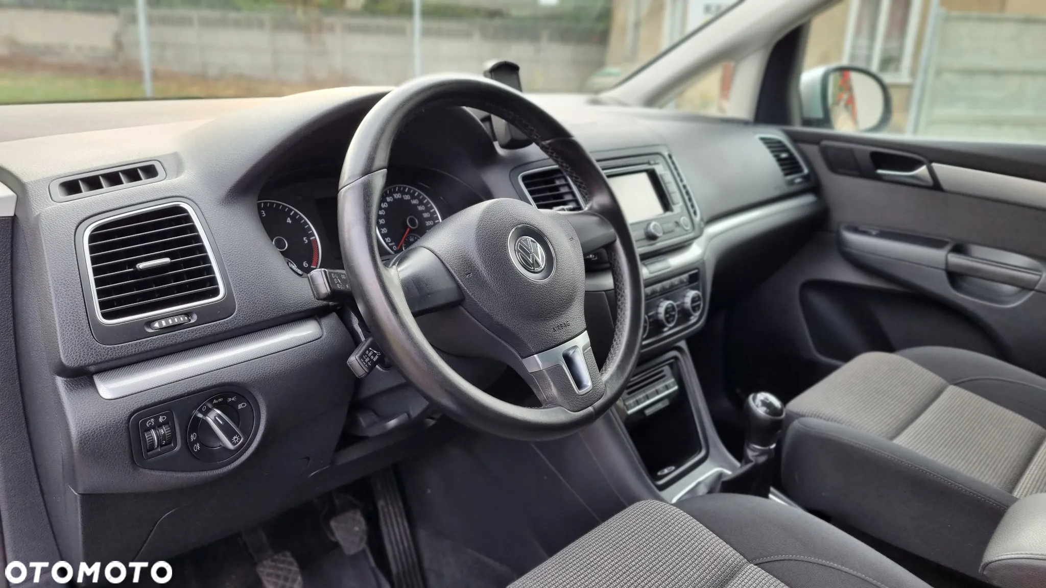 Volkswagen Sharan 2.0 TDI Comfortline - 10