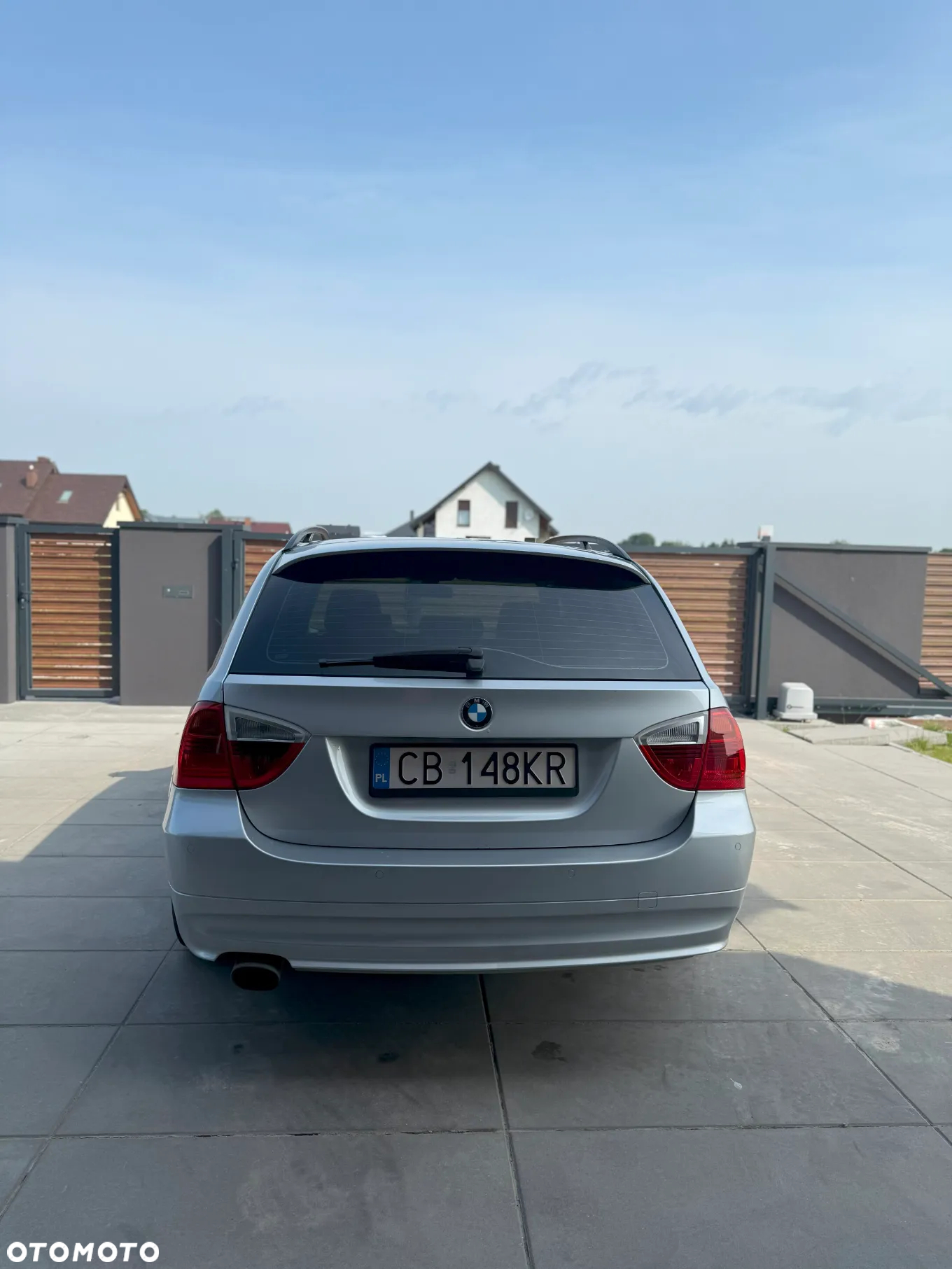 BMW Seria 3 320d DPF Touring - 10