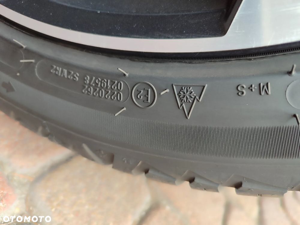 Cupra Formentor VZ 1.4 e-Hybrid DSG Priority - 27
