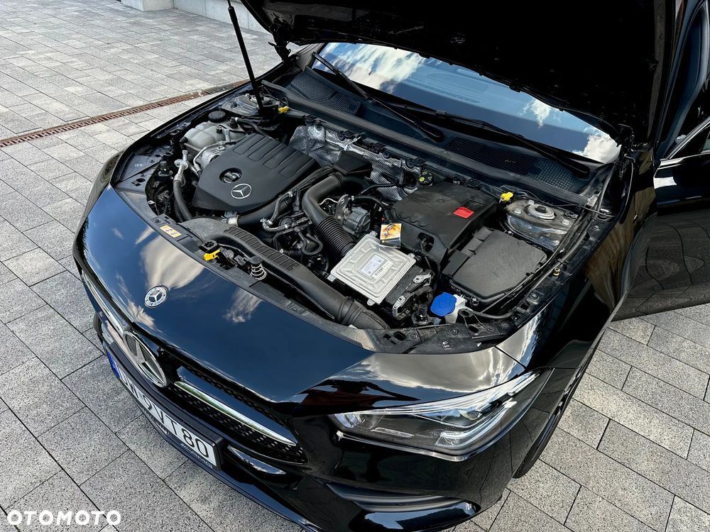 Mercedes-Benz CLA 200 4-Matic Progressive 8G-DCT - 16