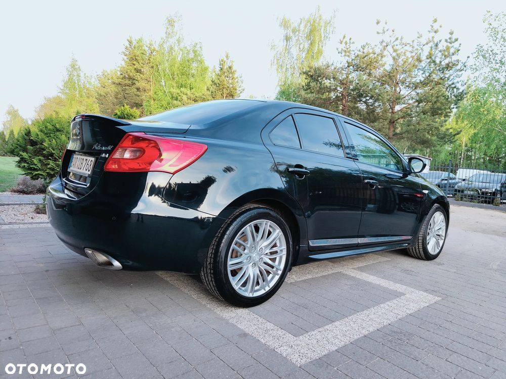 Suzuki Kizashi 2.4 4x4 CVT Sport - 4