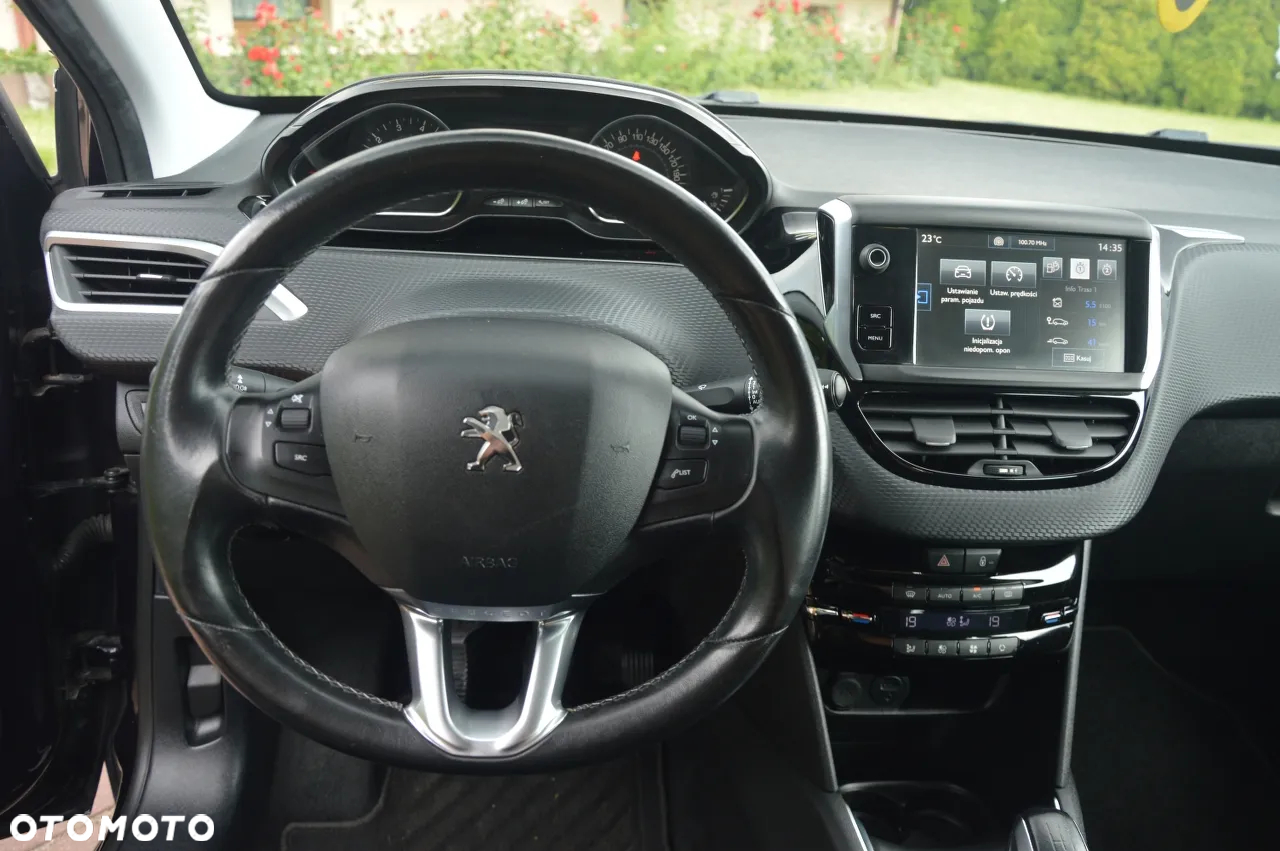 Peugeot 208 1.2 PureTech Allure - 16