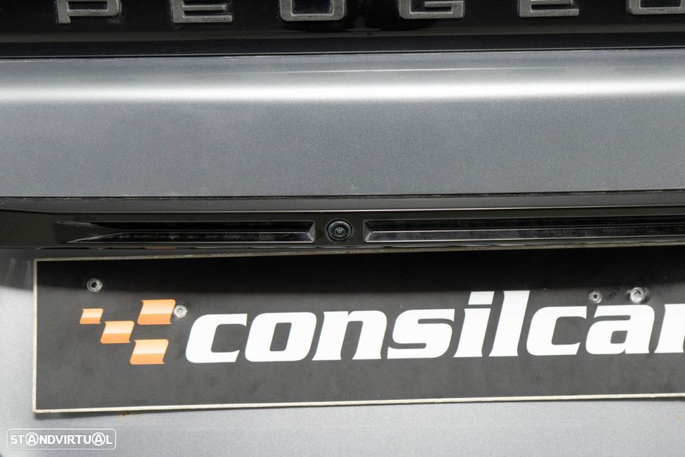 Peugeot 2008 1.2 Hybrid Allure e-DCS6 - 16