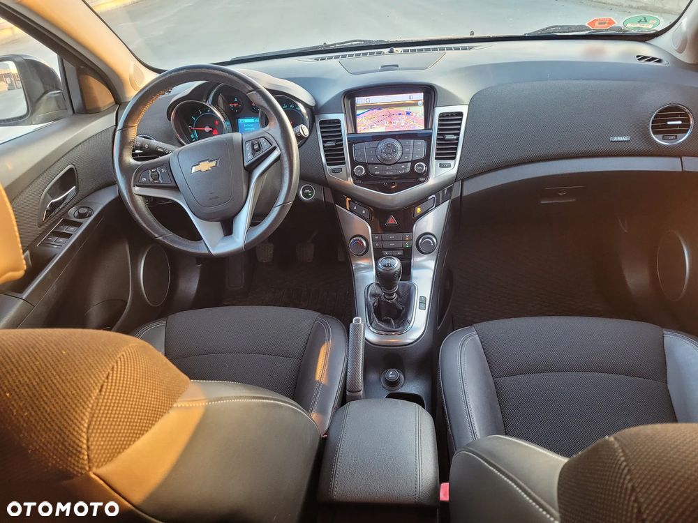 Chevrolet Cruze 1.4T LTZ - 12